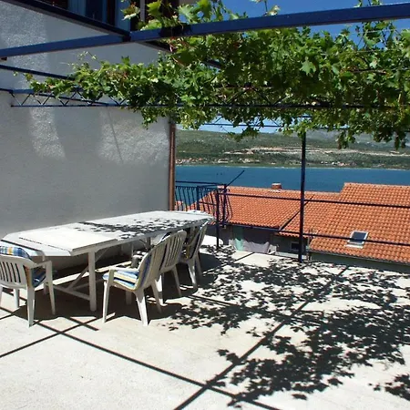 Mastrinka 2049a * Trogir